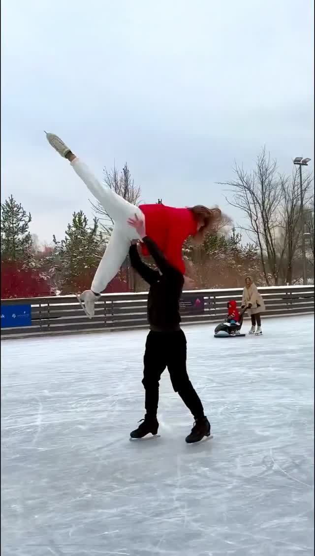 Любовь окрыляет ...... иногда ...