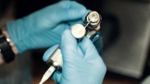 Как делают татуировки.