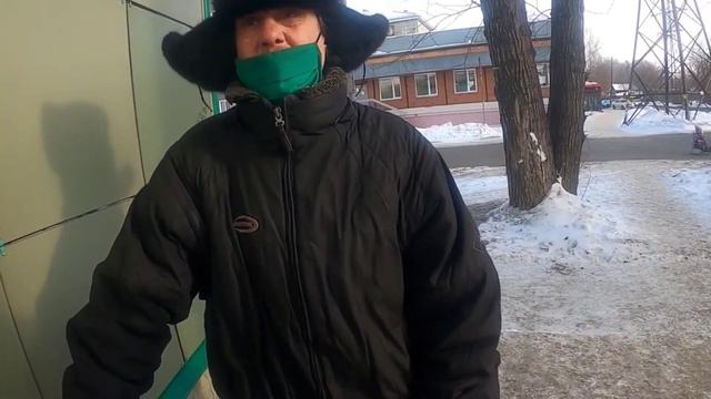 Помогли инвалиду купили пакет продуктов /помощь нуждающимся