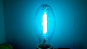 Ртутная лампа TESLA RVC 250W(79) 1989год