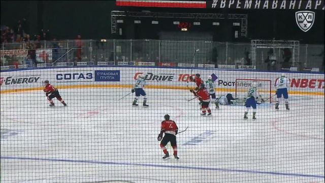 Шумаков броском в касание приносит "Авангарду" победу смотреть онлайн