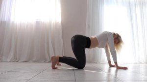 Очень красивая и нежная девушка, милая девушка ? тренировки