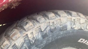 Toyota LandCruiser 80  315/75/16 tires