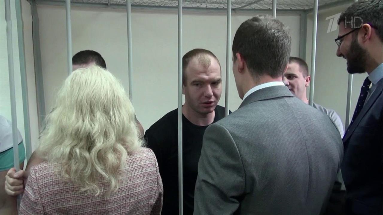 В Москве Лефортовский суд продлил еще на три месяца арест всем 24 украинским морякам