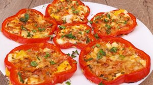 Готовится эта закуска очень легко, а на праздничном столе перец, запеченный в духовке.