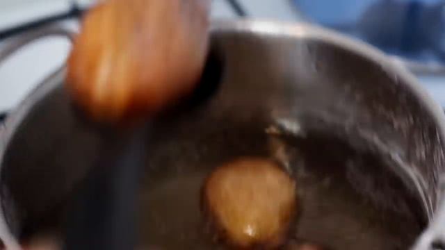 Проверка рецепта "Все в шоке от того, как я варю картофель!" / Вып. 370 смотреть онлайн