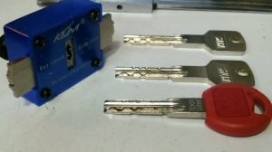 С чем сталкивается мастер по изготовлению ключей. Малая часть)