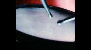 Хор мальчиков МГХУ (музыка Александр Флярковский, слова Виталий Татаринов) — Товарищ барабан