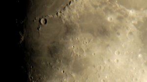 Moon & Telescope skywatcher 127mm f/1500