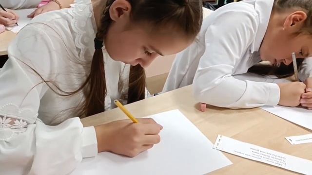 Дорогие папы с праздником! смотреть онлайн