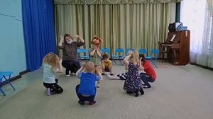 Игра "Зайка беленький сидит"