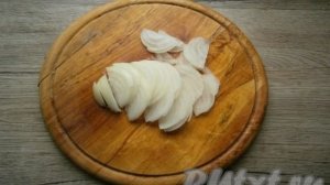 Бефстроганов из курицы со сметаной