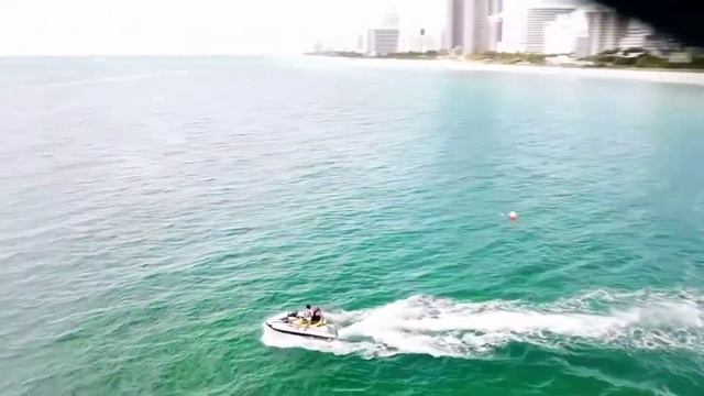 IV Productions: Ivan And Papa Riding The Jetski смотреть онлайн