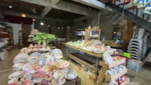 Кафе с магазином керамической посуды в центре Нячанга