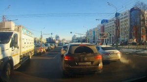 Пункты 13.7 и 13.8 ПДД  наглядно, стадо стоит....