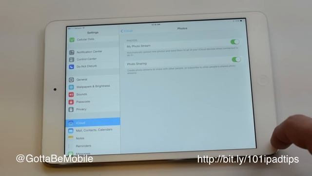 How to Sync iPad and iPhone with iCloud смотреть онлайн