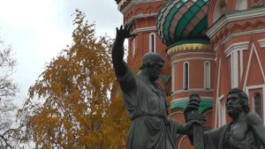 Отреставрированный памятник Минину и Пожарскому на Красной площади