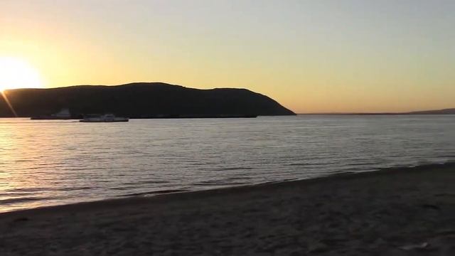 Самара. Красивый закат на Волге