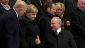 Мировые СМИ разбирают посекундно парижскую встречу Владимира Путина и Дональда Трампа