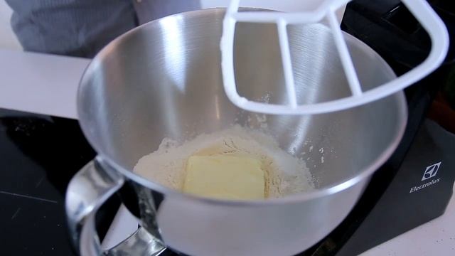 Minden séfnek kell egy kukta - Electrolux Assistent robotgép смотреть онлайн