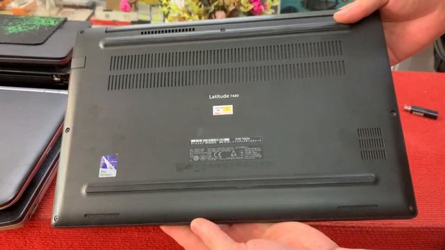 Laptop Cũ Dell Latitude 7480 Core i5-6300U смотреть онлайн