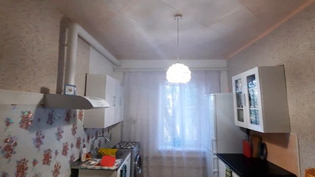 Просторный дом с молодым садом в районном центре Покровское смотреть онлайн