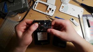 Замена экрана у телефона Samsung Galaxy Note 2 N7100. Возможные перспективы использования в 2022году