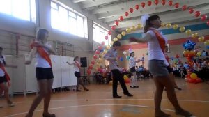 Maroon 5 - Moves Like Jagger (танец)