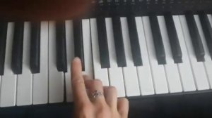 Тон и Полутон (тетрадь Сольфеджио Калинина 1класс стр 28 номер 13) #тон #полутон