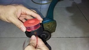 Replacing spool & line on BOSCH ART 23 Easytrim