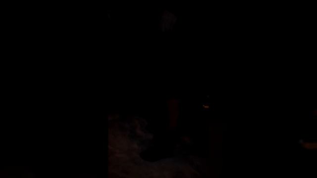 Приезжие из теплых стран ,не могли подазревать ,что сняв штаны на улице  и. Бубенчики могут отмерзн