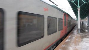 Электропоезд ЭС1-028/038 "Ласточка" следует резервом.