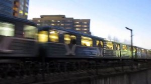 81-717/714 отправляется со станции Технопарк