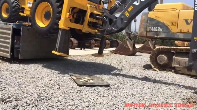 VOLVO BL61B unloading in truck|| INDIAN VOLVO BL61B UNLOADING IN TRUCK