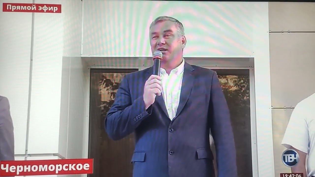 "У нас - как не понос, так золотуха": глава Черноморского района Крыма открыл курортный сезон смотреть онлайн