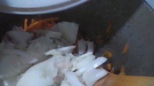 САЛАТ ИЗ СВЕКЛЫ НА ЗИМУ БЕЗ СТЕРИЛИЗАЦИИ .ТАКОЙ  САЛАТ ЕДЯТ ДАЖЕ ТЕ ,  КТО СВЕКЛУ  ВООБЩЕ  НЕ ЛЮБИТ