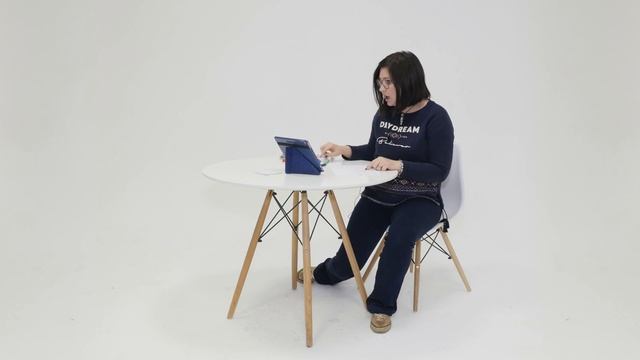 ВЛОГ видеосъемка блогеров в студии на циклораме смотреть онлайн