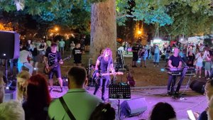 Группа Курага - Трава у дома, завершающая. Ялта 2020