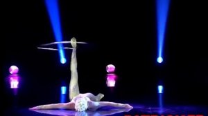 Masha Silaeva - Cirque du Soleil - Hula Hoop - The world greatest Cabaret