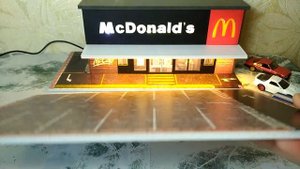 Диорама 1/64 Макдоналдс.  Китайцы сломали мою диораму!!!
