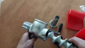 Соковыжималка чугунная