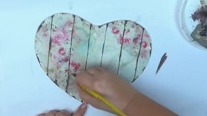 #748 Serce decoupage z malowanymi deskami - DIY tutorial