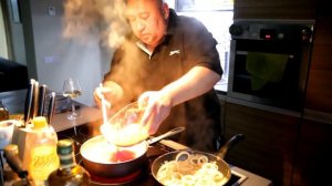 Паэлья с морепродуктами. Видео рецепт домашний