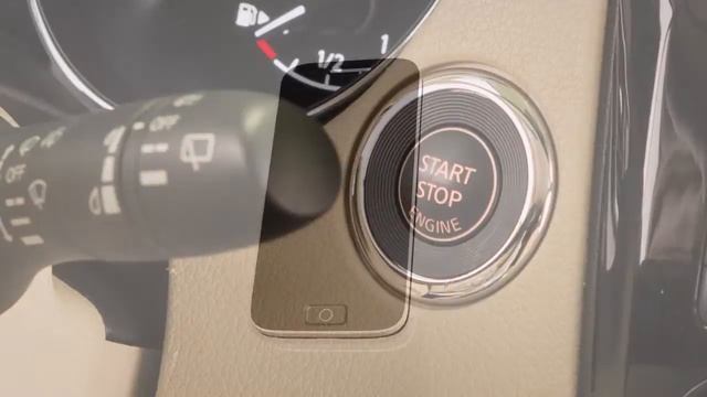 2018 Nissan Rogue - Power Outlets смотреть онлайн