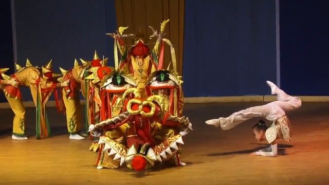 Танец  "Дракон и Жемчужина" Постановка Людмилы Борисовой