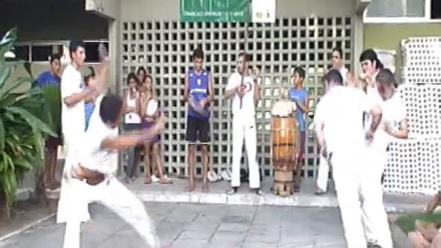 Capoeira Lutarte UFC - M. Rato Pardo.wmv смотреть онлайн