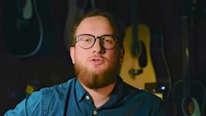 Дредноут или фолк,  в чем разница?