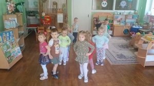 Гр  №8 Танец Детки конфетки