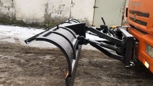 Отвал гидроповоротный МОС-03 на КДМ, КамАЗ от Московского завода