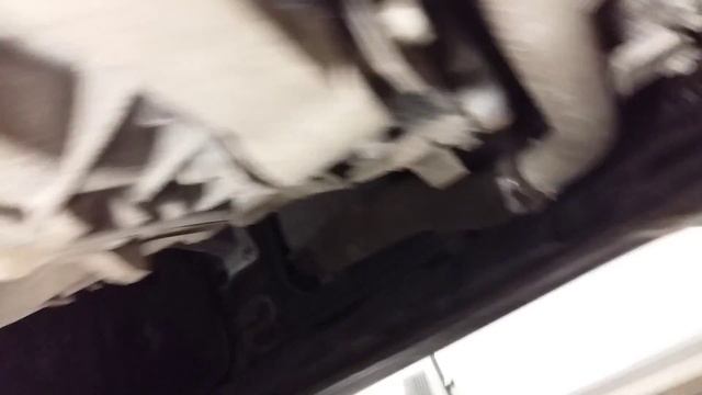 Осмотр днища Kia Sportage III - 2011 год выпуска смотреть онлайн